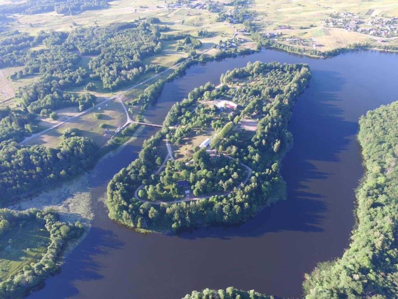 Poilsio Gyvenviete "Obuoliu Sala" Guest House Molėtai Екстериор снимка